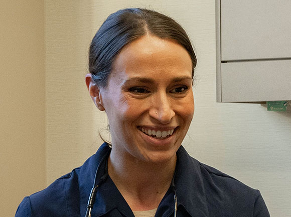 Dr. Rachelle Blue